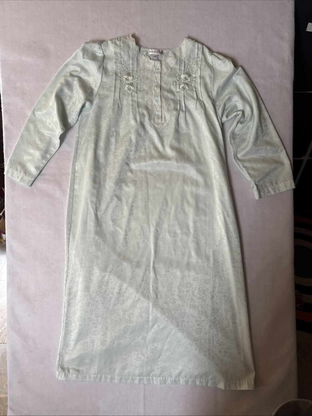 Miss Elaine Women's Embroidered Lace Trim 3/4 Sleeves Nightgown Mint Green Sz M